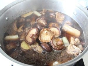 白花菇排骨的做法 百度经验