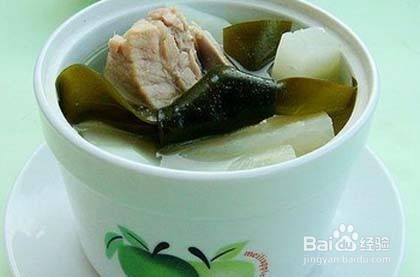 排骨炖海带汤的制作方法