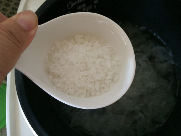 冰糖银耳红枣龟苓膏超级好吃，不会做我来教你