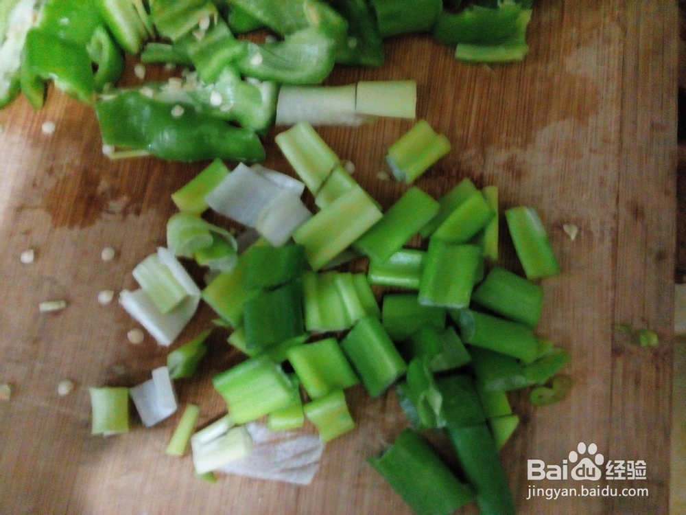 青椒炒肉怎么做 青椒炒肉怎样做