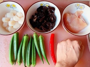 减脂餐/秋葵鲜贝炒鸡胸肉