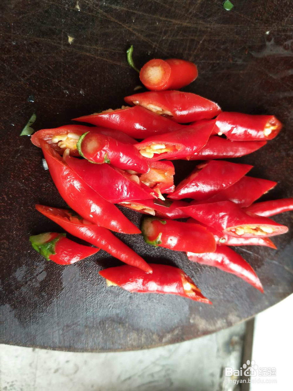 在家怎么做美味的炒田螺呢