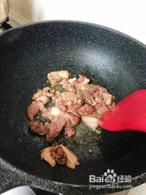 私房芹菜炒牛肉