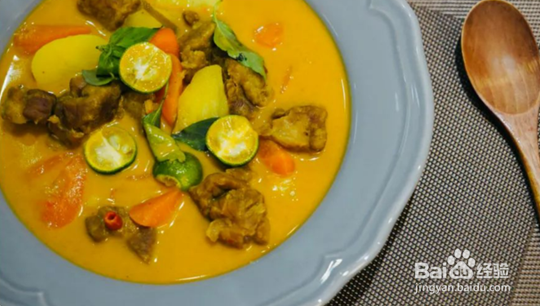 小美料理机简单做泰式红咖喱牛肉!追剧更起劲!