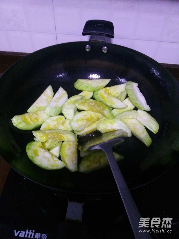 豆腐丝瓜汤的做法