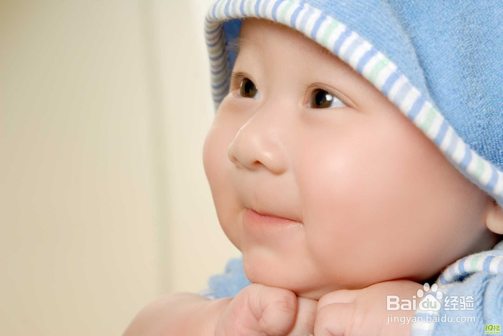 夏季带宝宝外出要防晒，这十点妈妈必须做