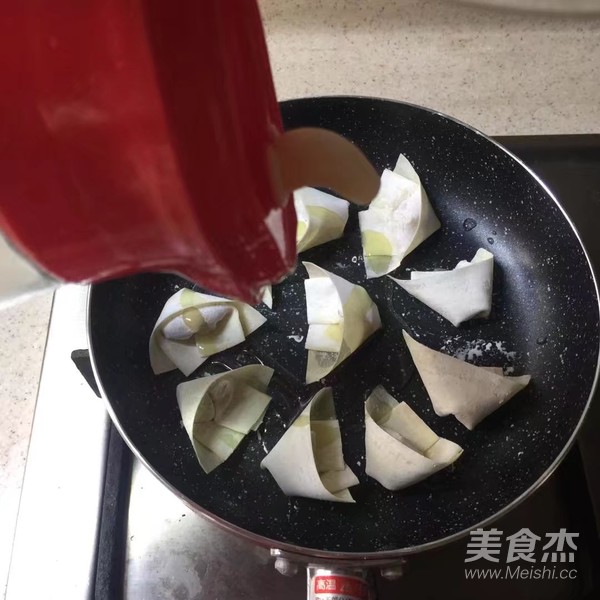 抱蛋馄饨的做法