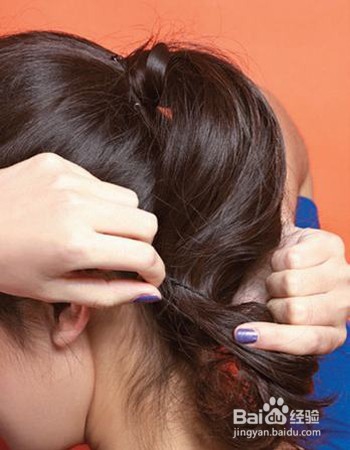 丝巾巧变发饰打造复古风范