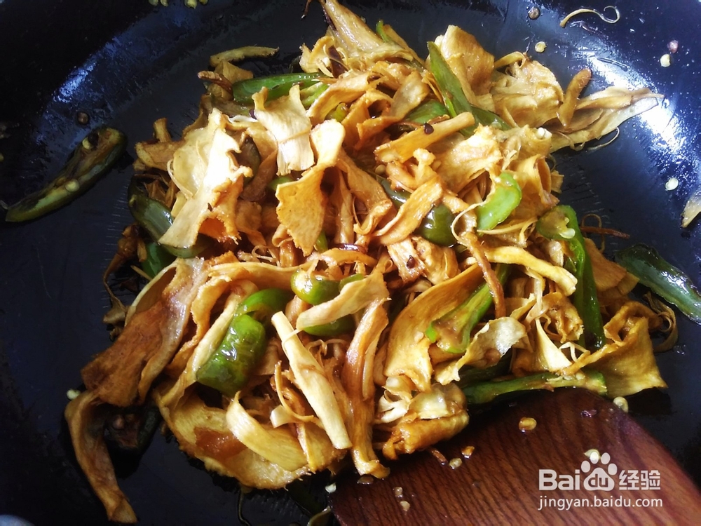 青椒炒干笋的做法