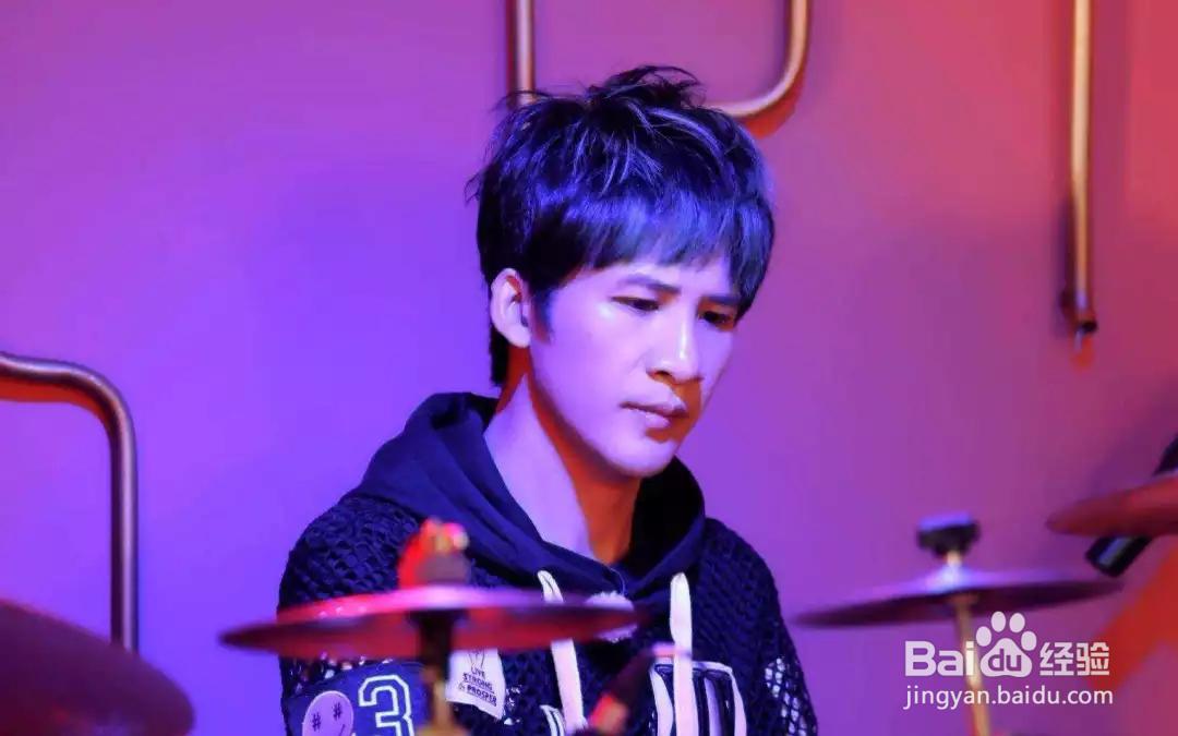 人间清醒，大张伟