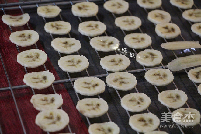脆烤香蕉片的做法