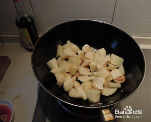 羊肉烧土豆的做法