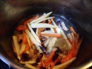 健康养生佳品竹笋海味咸粥的做法