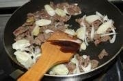 不老的葱爆牛肉