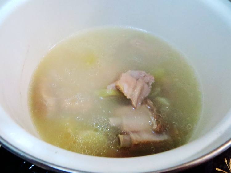 想吃羊排山药胡萝卜汤？轻轻松松就能学会