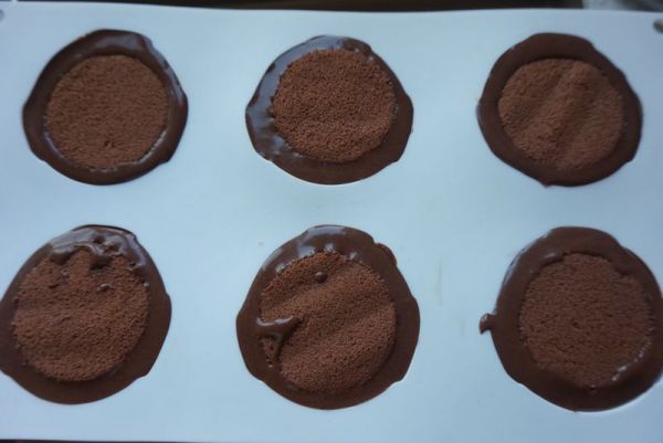 圣诞帽慕斯蛋糕#柏翠辅食节-烘焙零食#