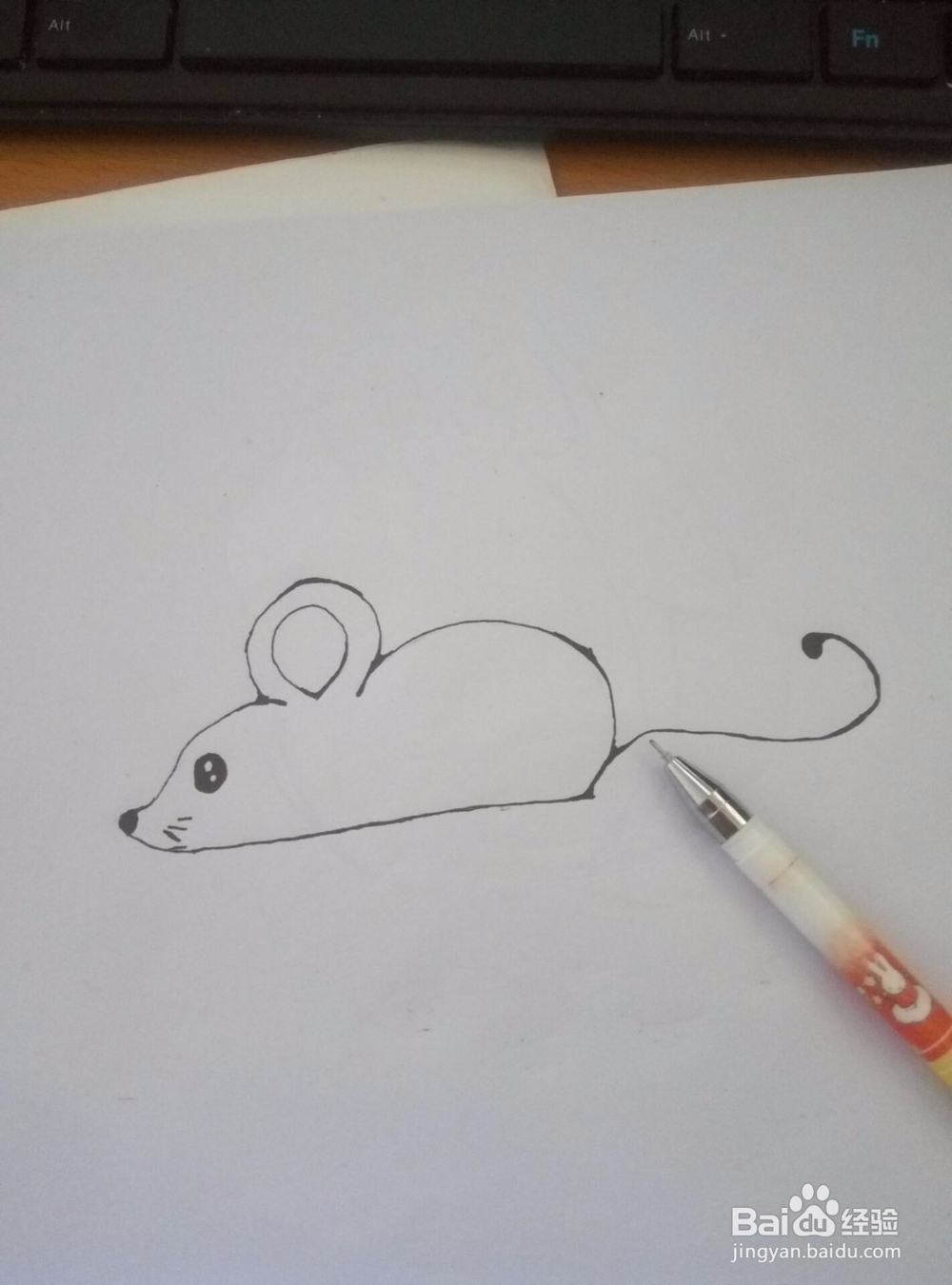 <b>怎样画出一只萌萌的小老鼠</b>