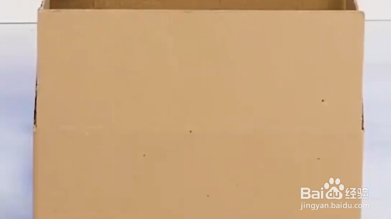 如何用纸箱做一个恐龙玩具