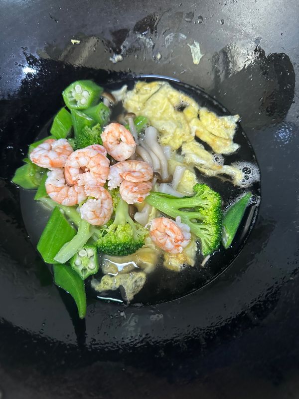 水煮鲜虾超级碗