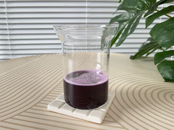 紫色梦幻桃桃西打