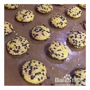 蛋黄芝麻酥,补钙小零嘴怎么做详细教程~