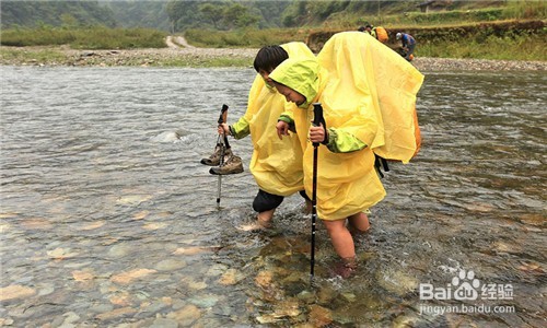 旅游渡河时要注意哪些