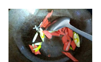 怎么做清淡爽口的腐竹火腿黄瓜片