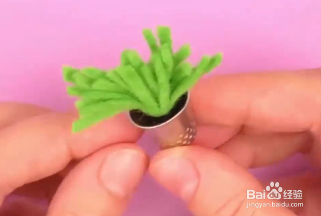 如何给芭比娃娃做一些好看的小物件