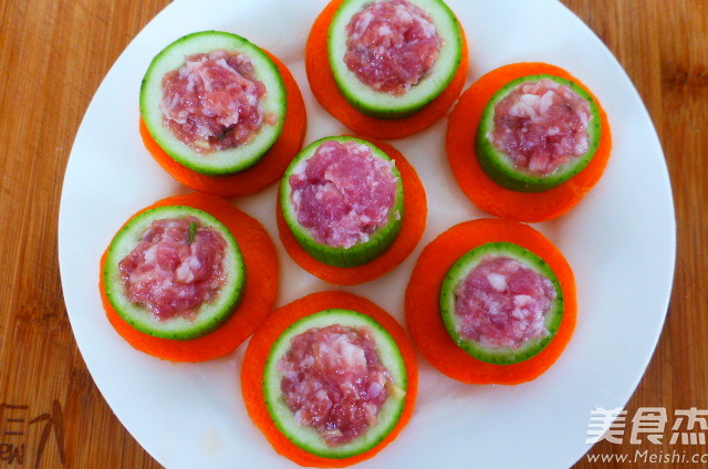 微波酿丝瓜的做法