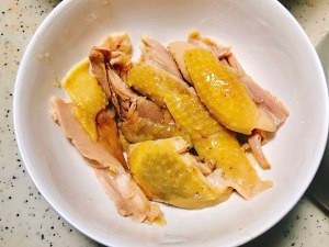 鸡汤面|鲜嫩咸香鸡油