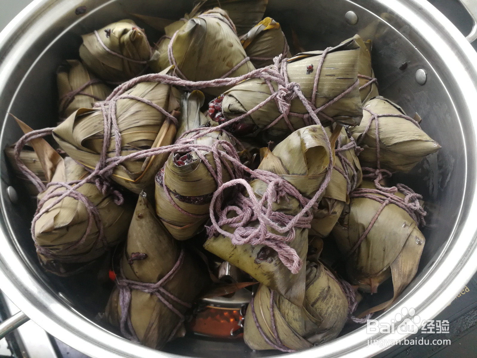 五红紫米粽子的做法