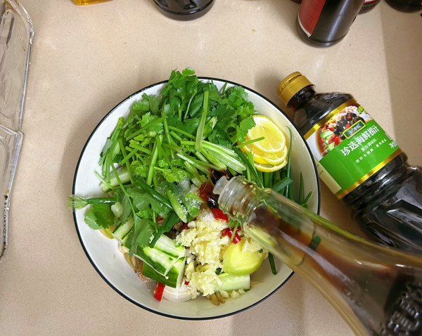 凉拌青瓜小海鲜