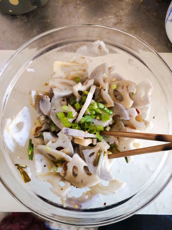 开胃小菜凉拌藕片