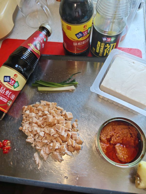 蟹黄鸡胸肉沫豆腐