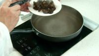养生菜品山药炒木耳