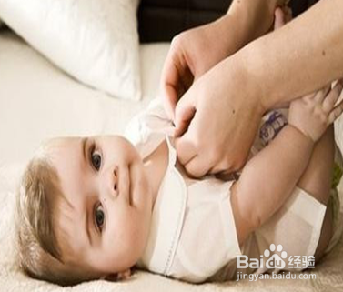 炎炎夏日如何预防宝宝长痱子?