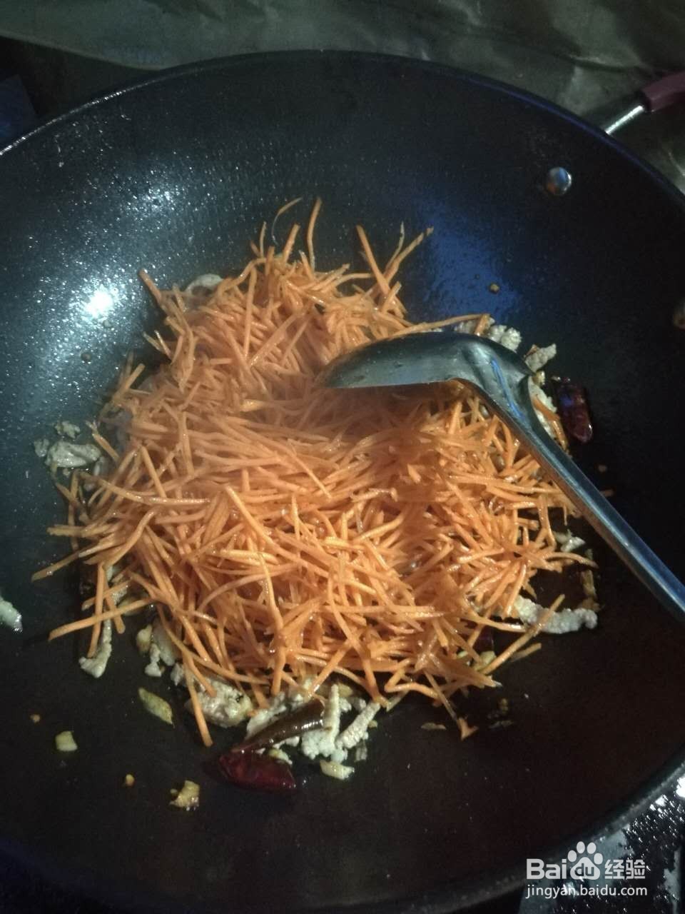 青辣椒胡萝卜炒肉丝