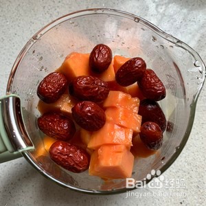 木瓜枣子炖银耳