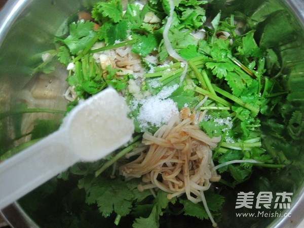 香菜拌金针菇