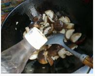 花样香菇炒油菜最好吃的做法