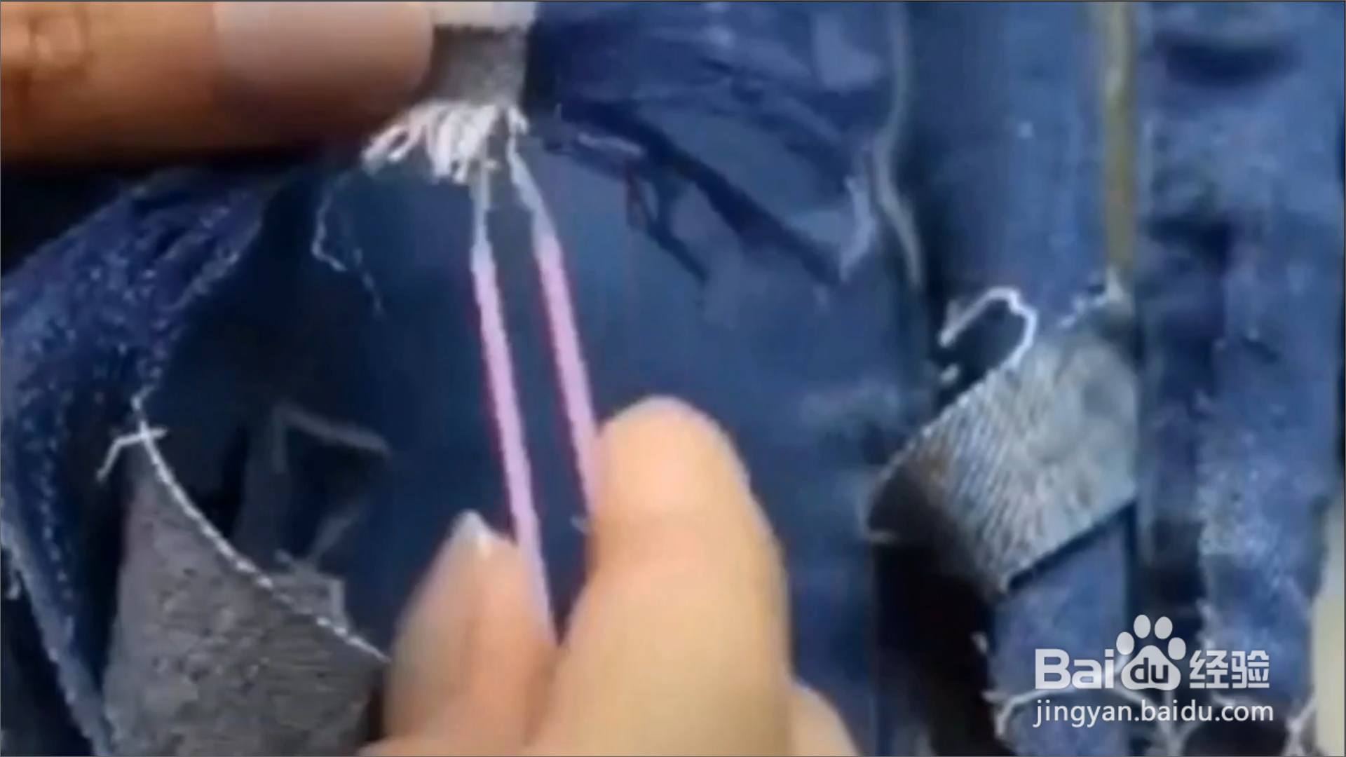 怎样让牛仔裤变的更时尚？