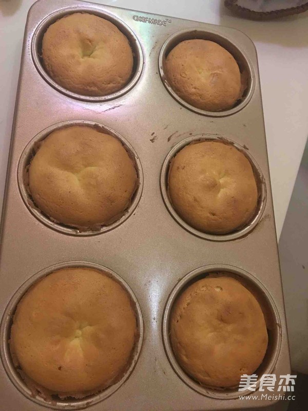 堡尔美克奶油芒果蛋糕杯