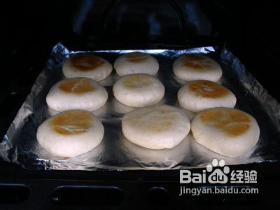 【红糖烤饼】不被热红糖烫的妙法!