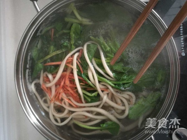 油泼棍棍面的做法