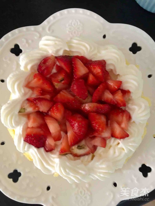 酸奶草莓蛋糕