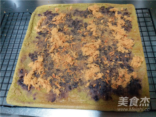 抹茶红豆肉松蛋糕卷