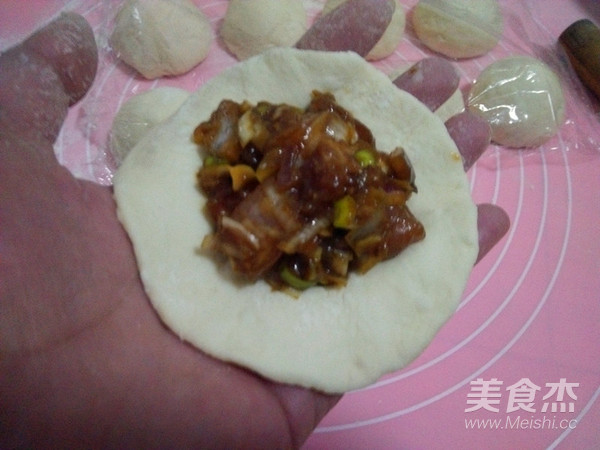 自制简易酱肉包子