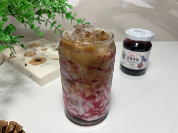 DIY蓝莓生椰拿铁