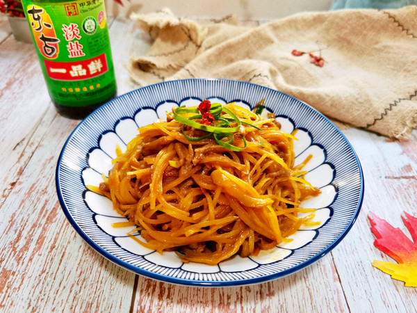 榨菜土豆炒肉丝