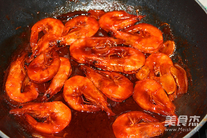 饭店靠大虾的做法